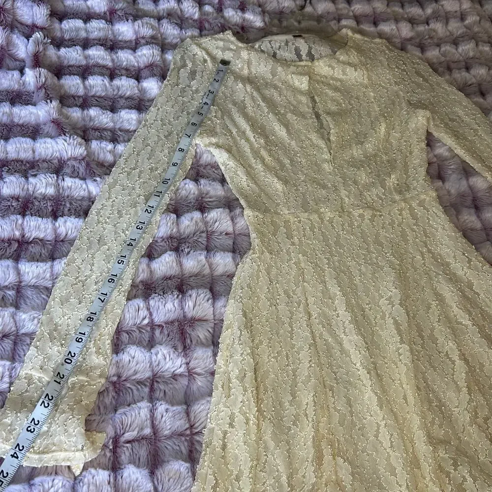 Free people Boho Festival Lace mini dress with long bell sleeves. Women S